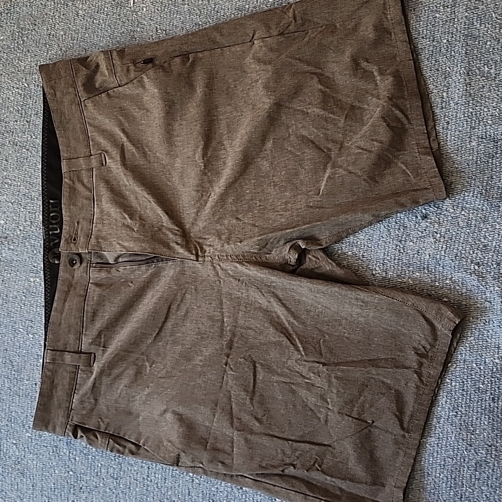 Vuori Aim Short